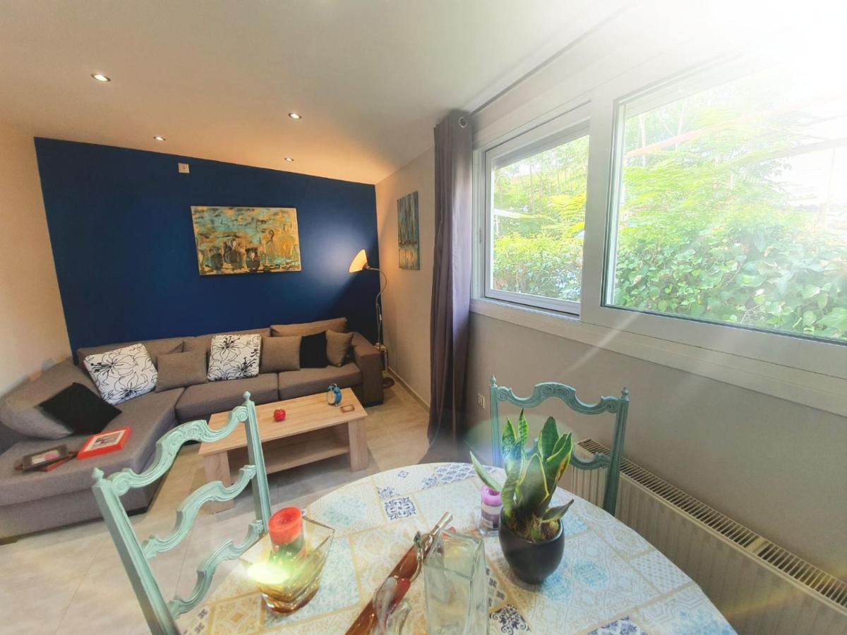 Ilias' Cosy And Relaxing Apartment Athens Ngoại thất bức ảnh