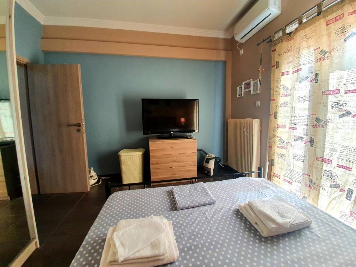 Ilias' Cosy And Relaxing Apartment Athens Ngoại thất bức ảnh